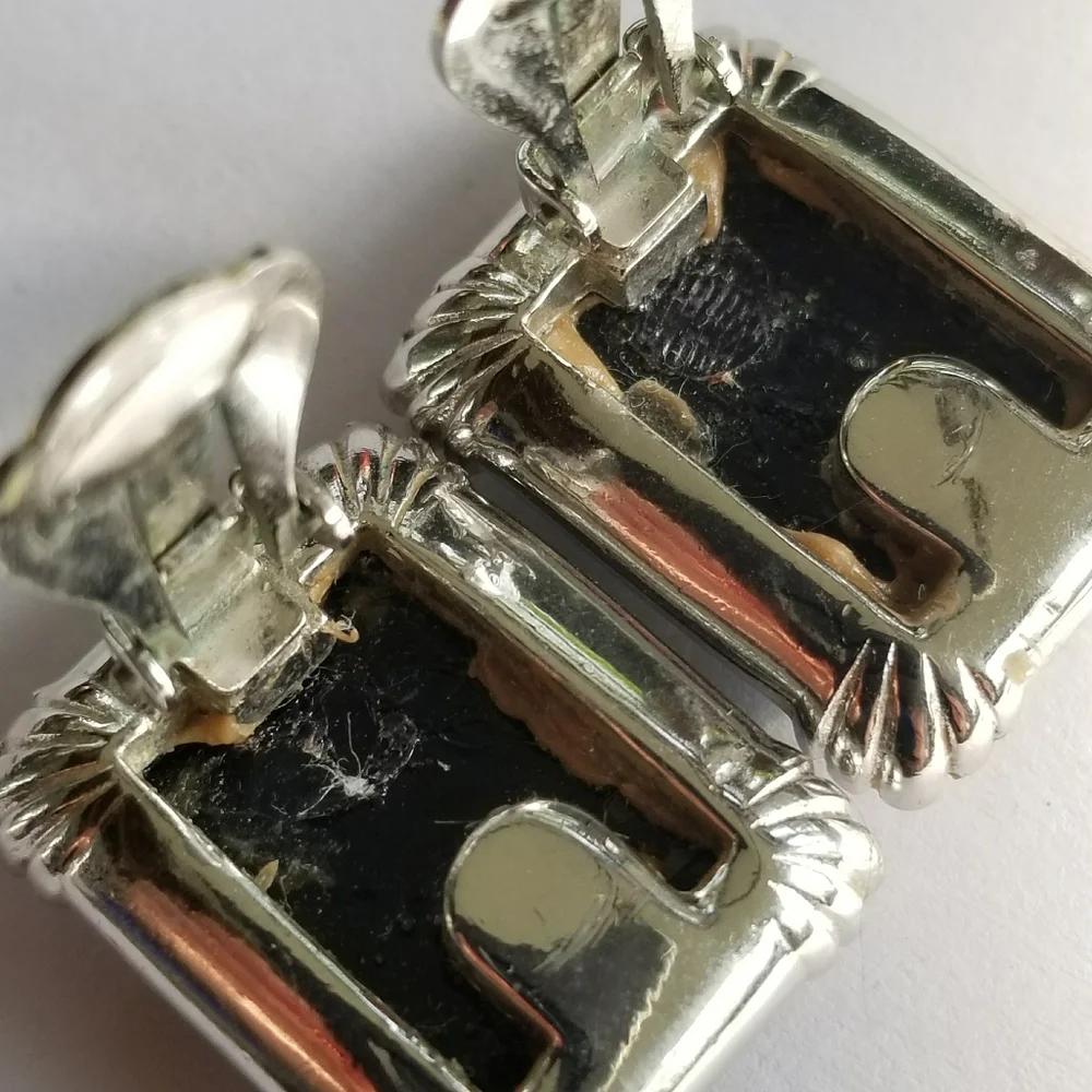Vintage clip earrings black cabochon rectangle